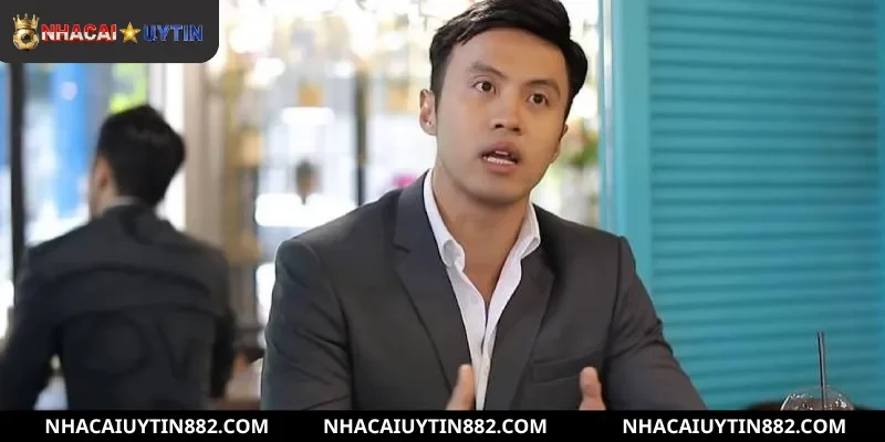 Tiểu sử và hành trình phát triển của tác giả Sang Xuân